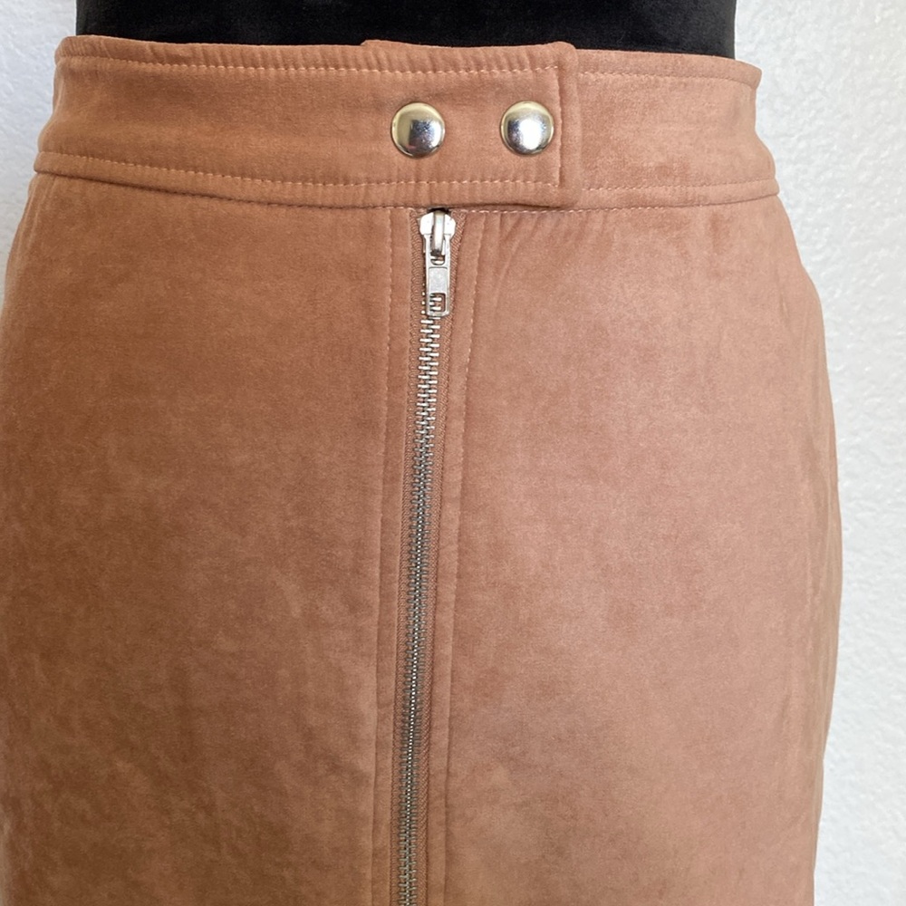 Kendall & Kylie Mauve skirt - Picture 2 of 6